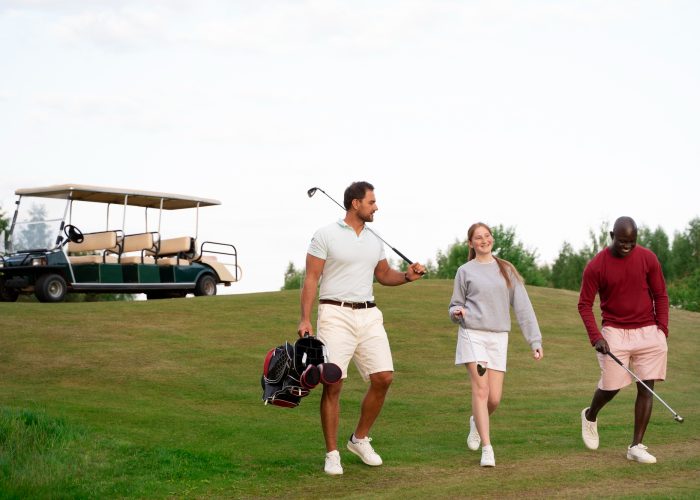 scene-with-friends-golf-course
